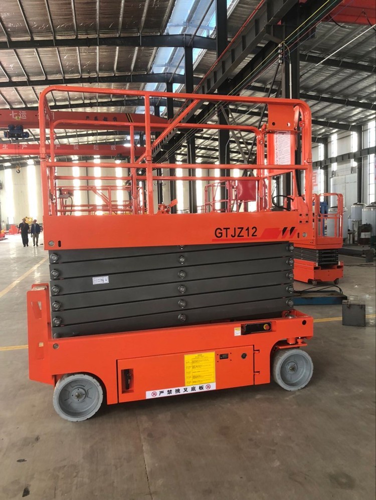 全自行式升降機(jī)