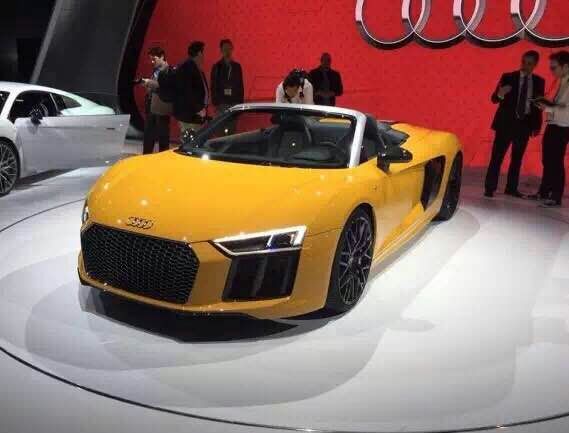 汽車旋轉(zhuǎn)舞臺